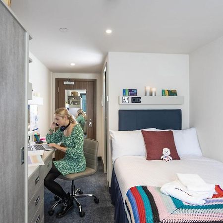 Student Only At Reynard House Apartment Leicester Exterior photo